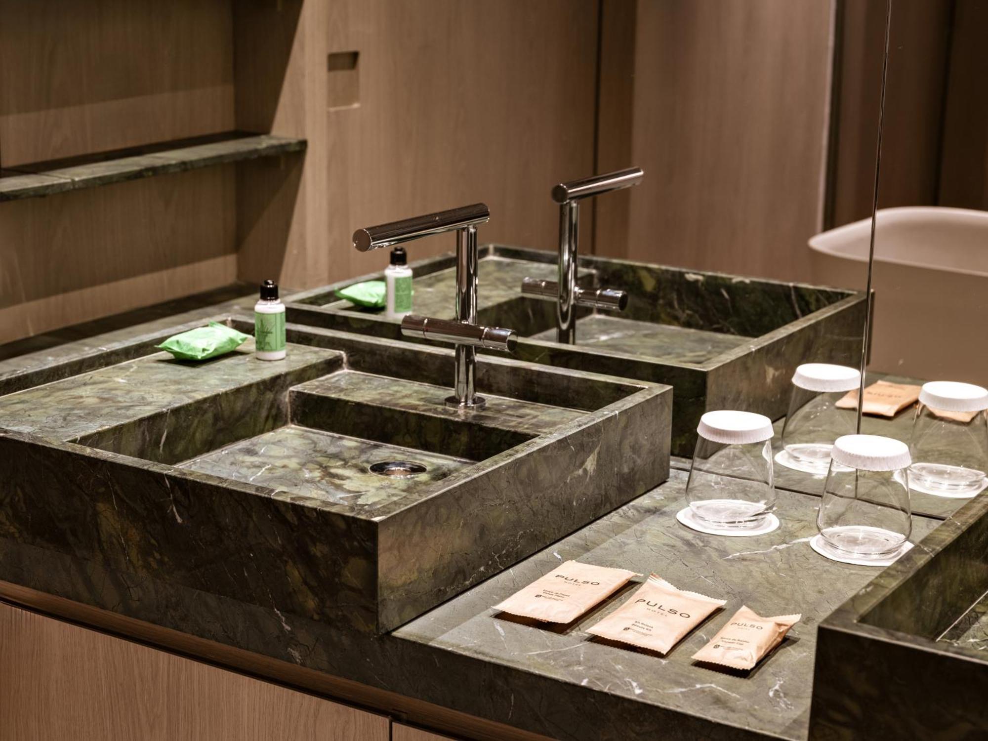 Pulso Hotel Faria Lima Сао Паоло Екстериор снимка